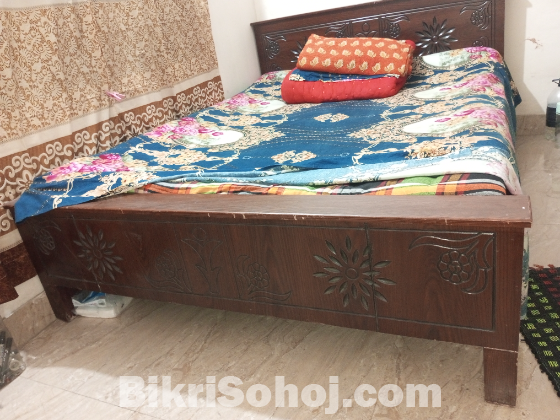 মালেশিয়ান উডের বেড